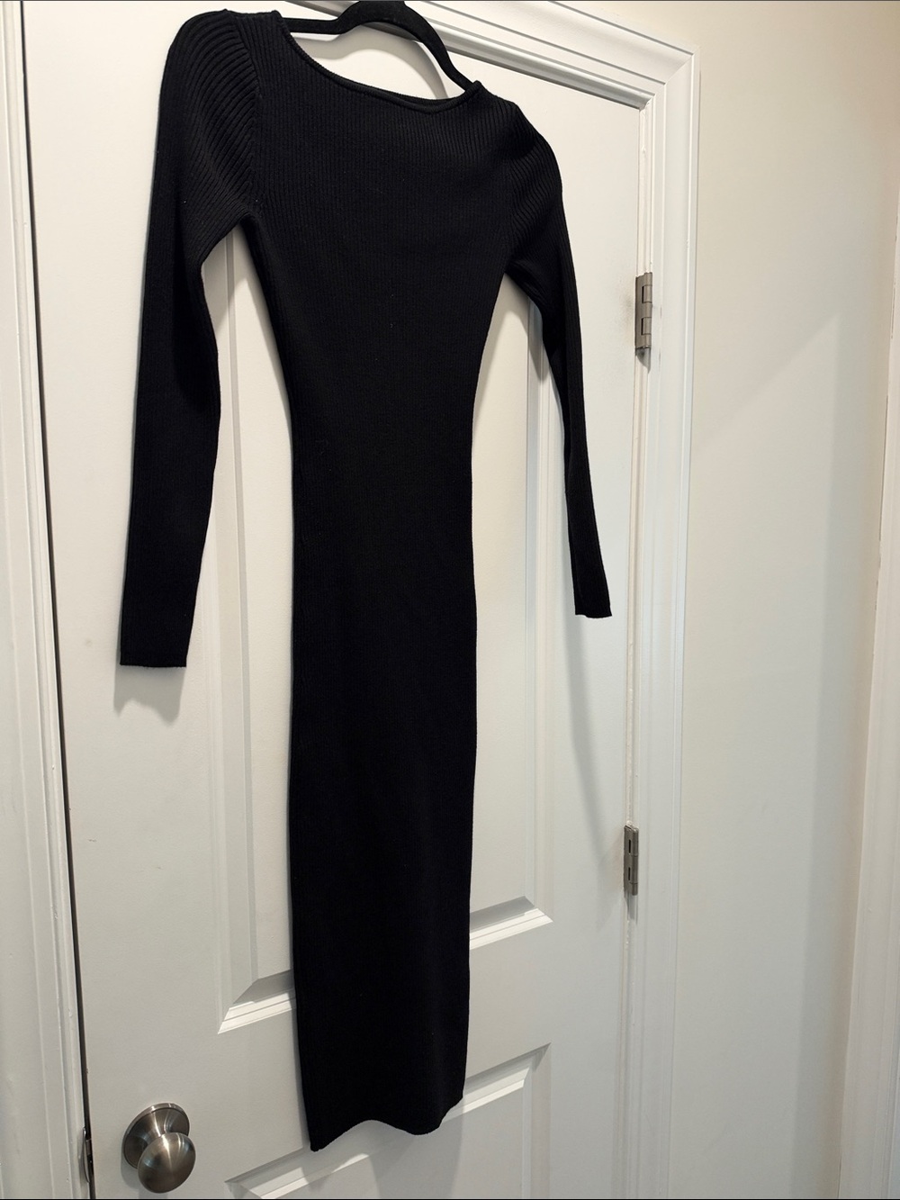 Zara Black Long-Sleeve Ribbed Midi Dress